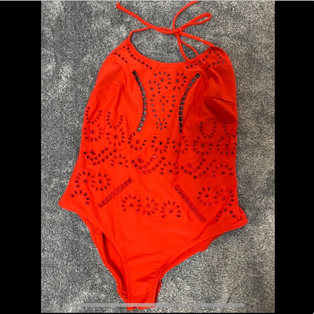 One piece swim suit